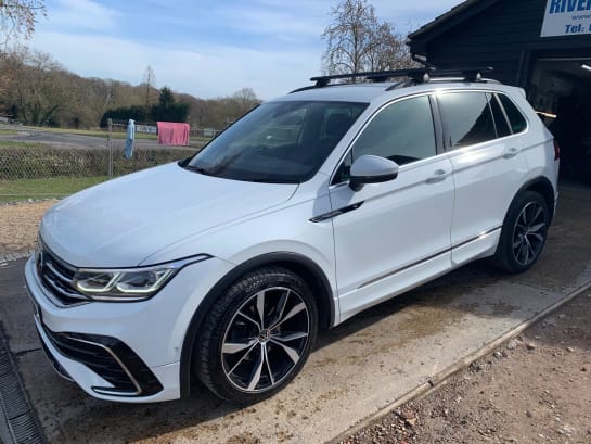 A null VOLKSWAGEN TIGUAN 1.5 TSI R-Line DSG Euro 6 (s/s) 5dr