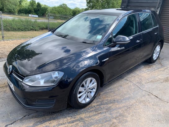 A null VOLKSWAGEN GOLF 1.6 TDI BlueMotion Euro 5 (s/s) 5dr