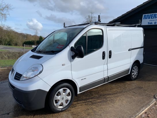 A null RENAULT TRAFIC 2.0 dCi SL29 eco L1 H1 3dr (Phase 3)