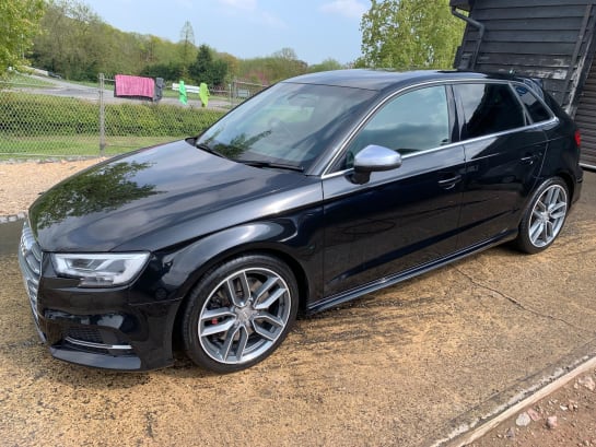 A null AUDI S3 2.0 TFSI Sportback quattro Euro 6 (s/s) 5dr