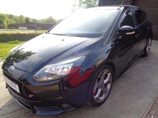 A 2013 FORD FOCUS ST-2