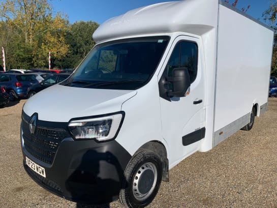 A null RENAULT MASTER 2.3 dCi ENERGY 35 Business Platform Cab FWD LWB Euro 6 (s/s) 2dr