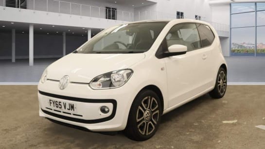 A 2015 VOLKSWAGEN UP HIGH UP BLUEMOTION TECHNOLOGY