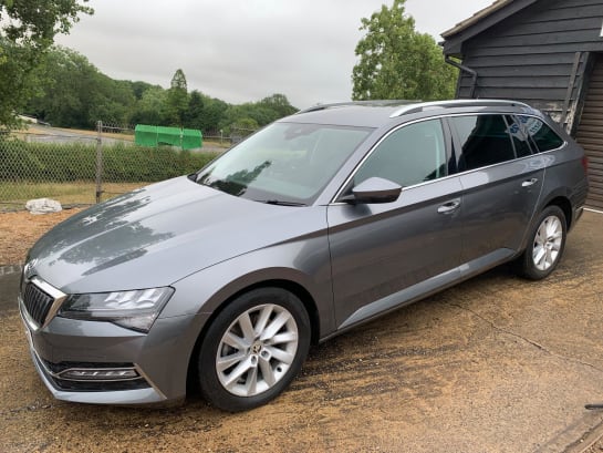 A null SKODA SUPERB 1.4 TSI iV 13kWh SE Technology DSG Euro 6 (s/s) 5dr