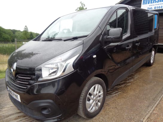 A 2018 RENAULT TRAFIC LL29 SPORT NAV ENERGY DCI