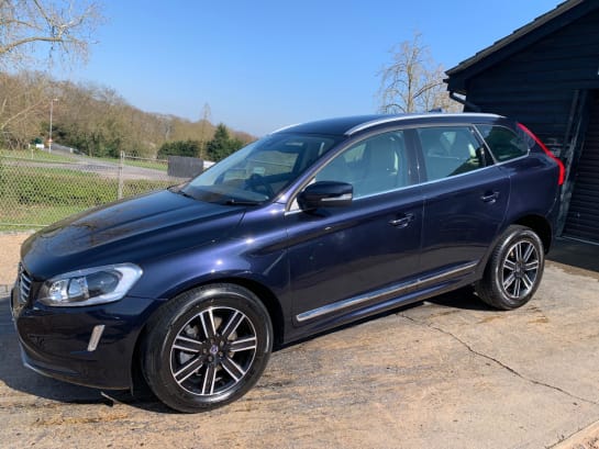 A null VOLVO XC60 2.4 D5 SE Lux Nav Auto AWD Euro 6 (s/s) 5dr