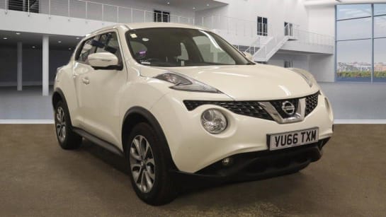 A 2016 NISSAN JUKE TEKNA DCI