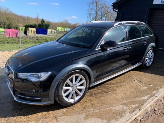 A null AUDI A6 ALLROAD 3.0 TDI V6 S Tronic quattro Euro 6 (s/s) 5dr