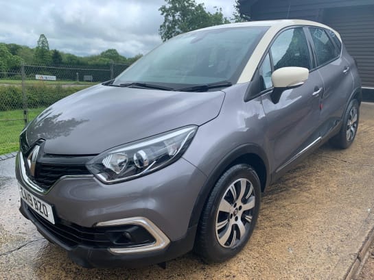 A null RENAULT CAPTUR 0.9 TCe ENERGY Play Euro 6 (s/s) 5dr