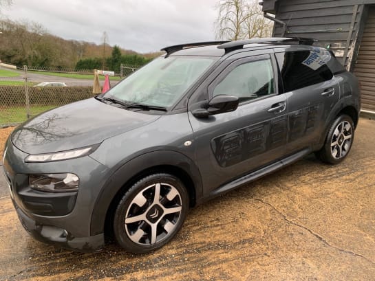 A null CITROEN C4 CACTUS 1.2 PureTech Flair Euro 6 (s/s) 5dr