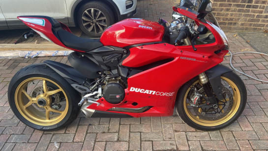 A 2015 DUCATI 1299 PANIGALE 1299 Panigale ABS