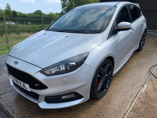A null FORD FOCUS 2.0 TDCi ST-3 Euro 6 (s/s) 5dr