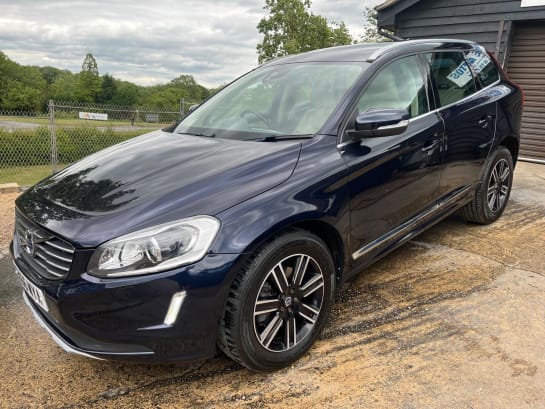A null VOLVO XC60 2.4 D5 SE Lux Nav Auto AWD Euro 6 (s/s) 5dr