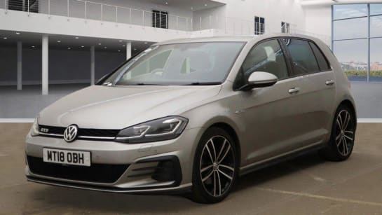 A null VOLKSWAGEN GOLF 2.0 TDI GTD DSG Euro 6 (s/s) 5dr