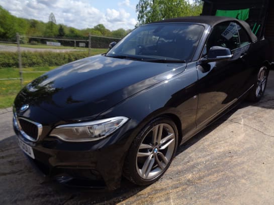 A null BMW 2 SERIES 2.0 220d M Sport (s/s) 2dr