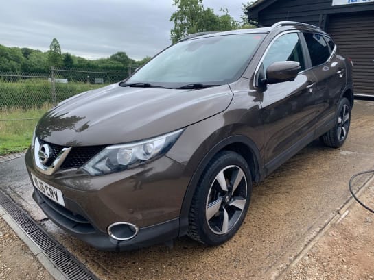 A null NISSAN QASHQAI 1.6 DIG-T N-Connecta 2WD Euro 6 (s/s) 5dr