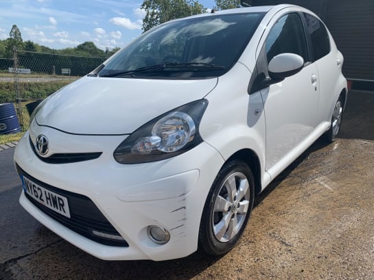 A null TOYOTA AYGO 1.0 VVT-i Fire Euro 5 5dr