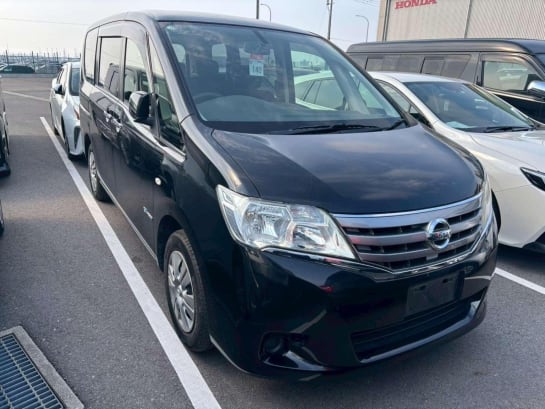A 2012 NISSAN SERENA 20X S-HYBRID