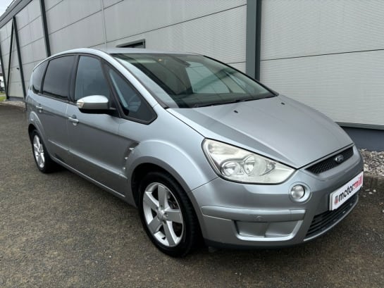 A null FORD S-MAX 2.0 TITANIUM TDCI 5d 143 BHP CRUISE CONTROL