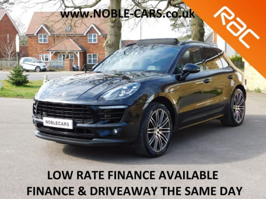 A null PORSCHE MACAN 3.0 V6 S SUV 5dr Petrol PDK 4WD Euro 6 (s/s) (340 ps) *OVER £19,000 OF EXTR
