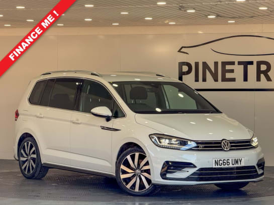 A null VOLKSWAGEN TOURAN 1.4 TSI BlueMotion Tech R-Line MPV 5dr Petrol DSG Euro 6 (s/s) (150 ps)
