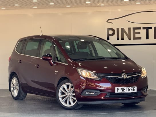 A null VAUXHALL ZAFIRA TOURER 1.4i Turbo Elite Nav MPV 5dr Petrol Manual Euro 6 (140 ps)