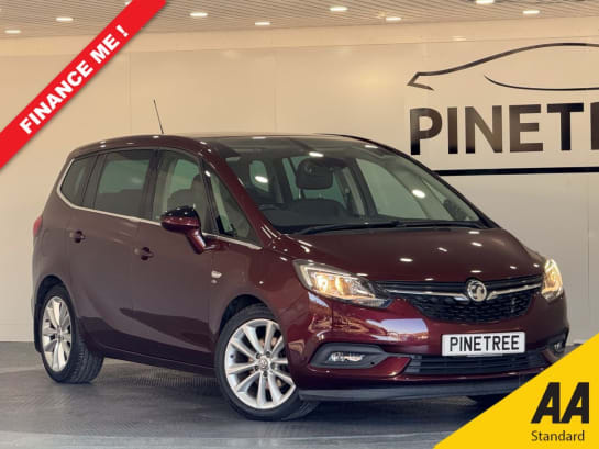 A null VAUXHALL ZAFIRA TOURER 1.4i Turbo Elite Nav MPV 5dr Petrol Manual Euro 6 (140 ps)