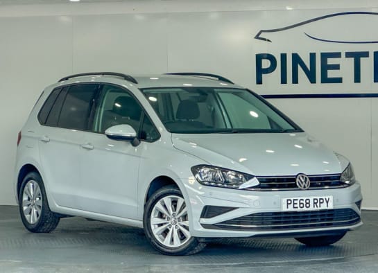 A 2018 VOLKSWAGEN GOLF SV SE NAVIGATION TSI BLUEMOTION