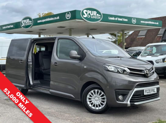 A null TOYOTA PROACE VERSO 1.5D Shuttle Medium 9 Seat MPV 5dr Diesel Manual MWB Euro 6 (s/s) (9 Seat)