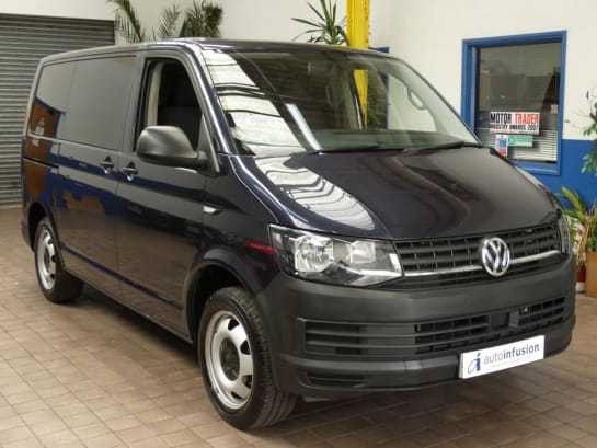 A null VOLKSWAGEN TRANSPORTER SHUTTLE 2.0 T32 TDI SHUTTLE S BMT 5d 101 BHP 1 OWNER EXCELLENT SERVICE HISTORY