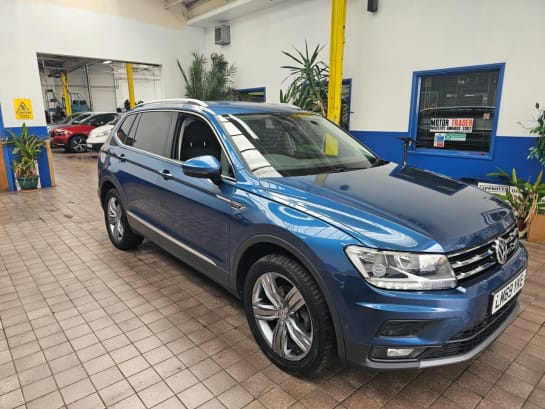 A null VOLKSWAGEN TIGUAN ALLSPACE 2.0 MATCH TDI 4MOTION DSG 5d 148 BHP GENUINE LOW MILES 1 OWNER SERVICE