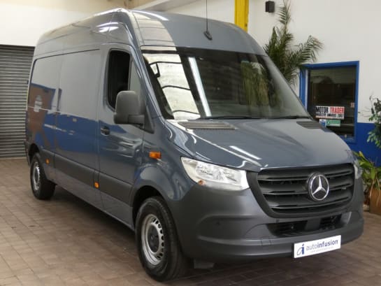 A null MERCEDES-BENZ ESPRINTER 55kWh Progressive Panel Van 5dr Electric Auto FWD L2 H2 20kW Charger (115 p