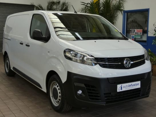 A null VAUXHALL VIVARO-E 3100 75kWh Prime Panel Van 6dr Electric Auto L1 H1 (7.4kW Charger) (136 ps)