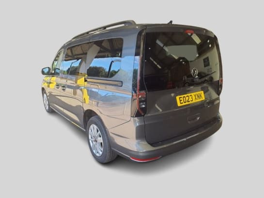 A null VOLKSWAGEN CADDY MAXI 2.0 TDI Life MPV 5dr Diesel DSG Euro 6 (s/s) (122 ps) GENUINE LOW MILES 1 O