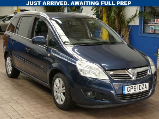 A 2011 VAUXHALL ZAFIRA 1.8 16V Elite MPV 5dr Petrol Manual Euro 5 (140 ps) 11 SERVICES TO 91K CAMB