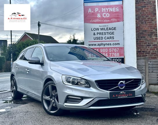 A null VOLVO V60 2.0 D4 R-Design Lux Nav Estate 5dr Diesel Manual Euro 6 (s/s) (190 ps)