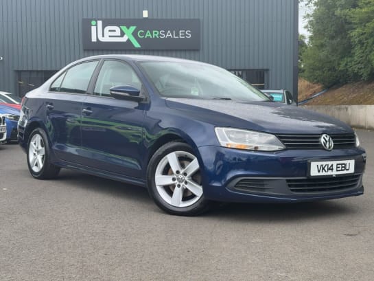A null VOLKSWAGEN JETTA 2.0 TDI SE Saloon 4dr Diesel Manual Euro 5 (140 ps)