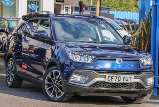 A null SSANGYONG TIVOLI XLV 1.6 ULTIMATE 5d 126 BHP LOW MILES! LEATHER SEATS!