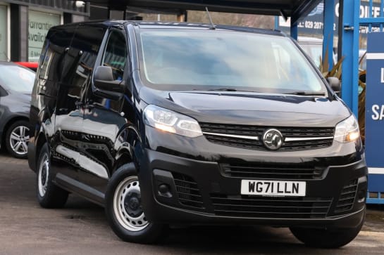 A null VAUXHALL VIVARO LIFE 1.5 Turbo D Edition L MPV 5dr Diesel Manual LWB Euro 6 (s/s) (9 Seat) (120