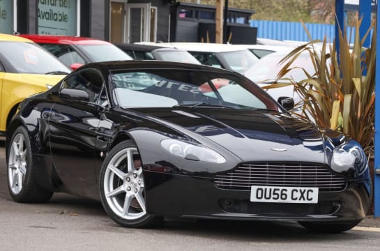 A null ASTON MARTIN VANTAGE 4.3 V8 Coupe 2dr Petrol Manual Euro 4 (380 bhp) - 11 SERVICE STAMPS! LOW MI