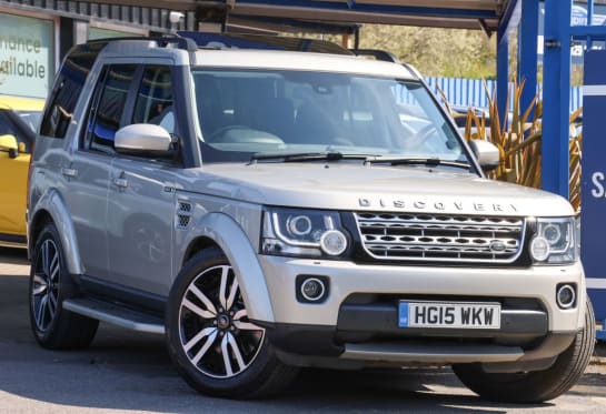 A null LAND ROVER DISCOVERY 4 3.0 SD V6 HSE Luxury SUV 5dr Diesel Auto 4WD Euro 6 (s/s) (256 bhp) PAN ROO