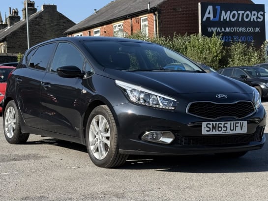 A 2016 KIA CEED 1.4 SR7 Hatchback 5dr Petrol Manual Euro 5 (98 bhp)