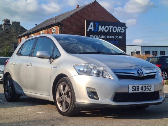 A 2012 TOYOTA AURIS 1.8 VVT-h T4 Hatchback 5dr Petrol Hybrid CVT Euro 5 (s/s) (136 ps)