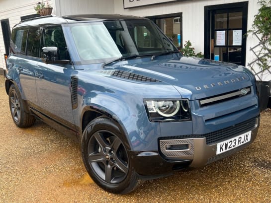 A null LAND ROVER DEFENDER 3.0 D250 MHEV X-Dynamic SE SUV 5dr Diesel Auto 4WD Euro 6 (s/s) (250 ps)