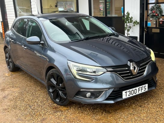 A null RENAULT MEGANE 1.5 dCi Signature Nav Hatchback 5dr Diesel Manual Euro 6 (s/s) (110 ps)