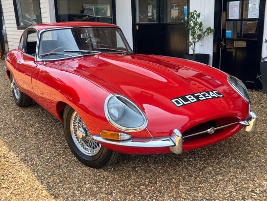 A null JAGUAR E-TYPE Jaguar E-Type 4.2 FH Coupe Man