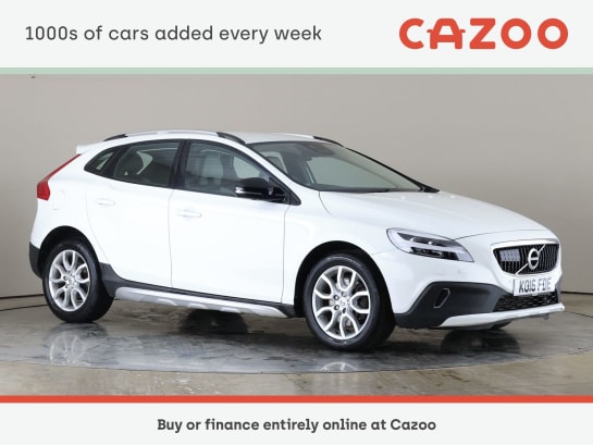 A 2016 VOLVO V40 CROSS COUNTRY 2L Cross Country Pro T5
