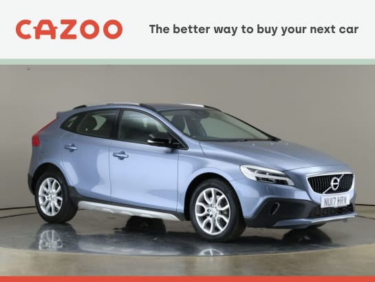 A 2017 VOLVO V40 CROSS COUNTRY 2L Pro T3