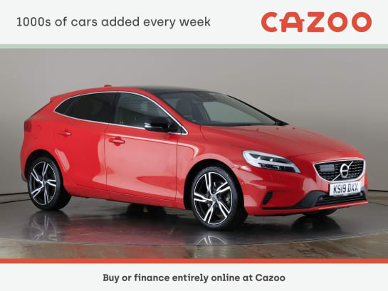 A 2019 VOLVO V40 1.5L R-Design Pro T2