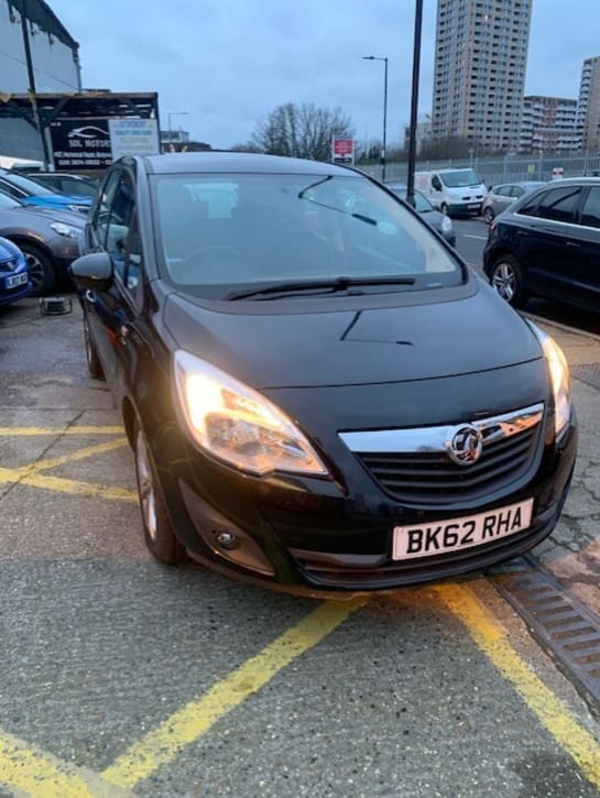 A null VAUXHALL MERIVA ACTIVE 5-Door